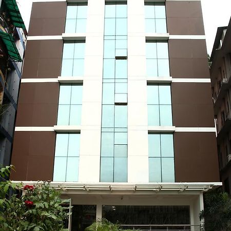 Hotel Sj International Ґувахаті Екстер'єр фото